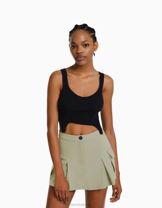 khaki Bershka Frauen Maßgeschneiderter Cargo-Skort mit Taschen H00J1366