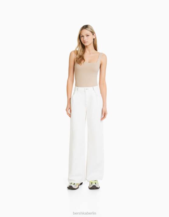 Sand Bershka Frauen Monochromer Trägerbody H00J698