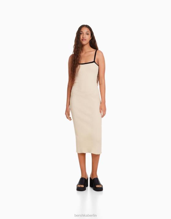 Creme Bershka Frauen Midikleid mit Trägern H00J211