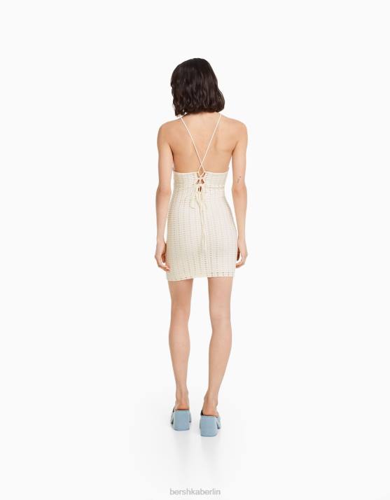 Creme Bershka Frauen Rustikales Neckholder-Minikleid H00J173