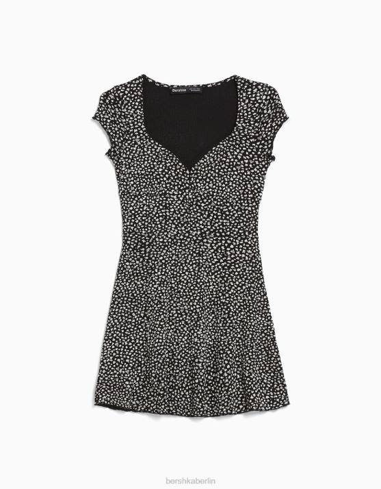Schwarz Bershka Frauen Bedrucktes, kurzärmliges Minikleid mit herzförmigem Ausschnitt H00J273