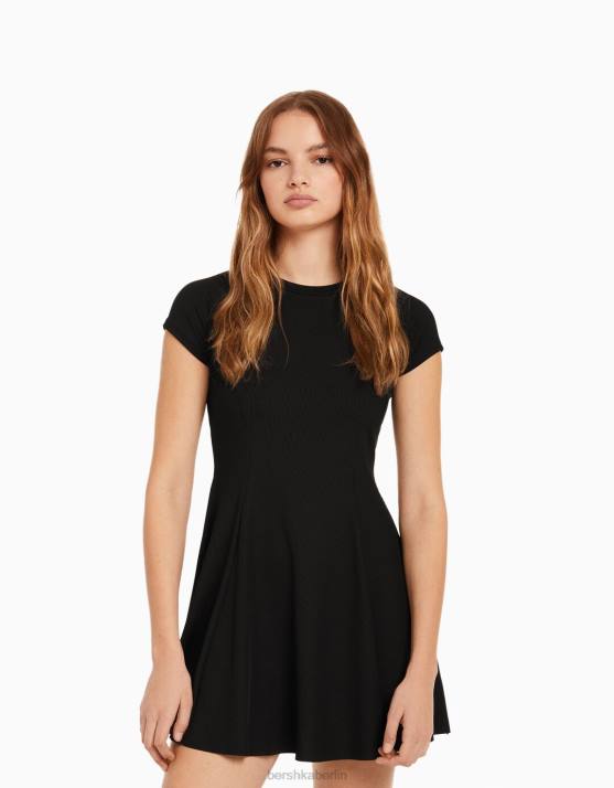 Schwarz Bershka Frauen Kurzärmliges Mini-Skaterkleid H00J4106