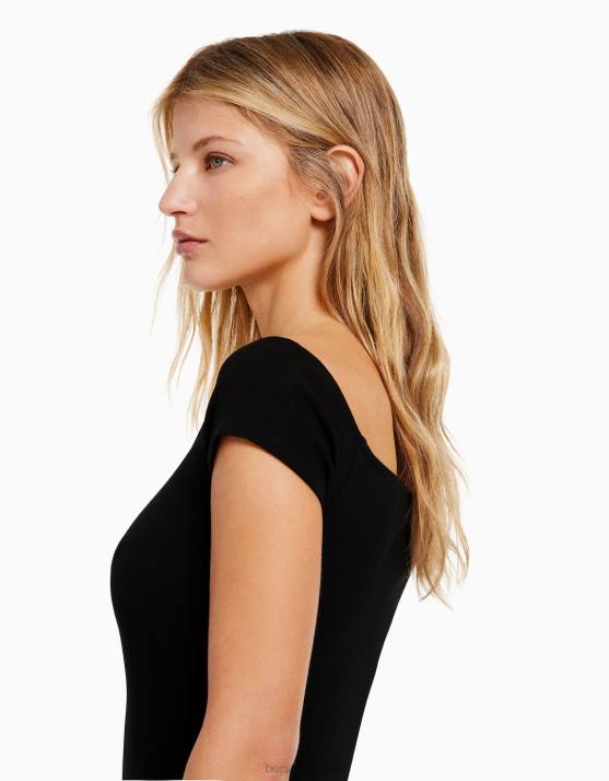 Schwarz Bershka Frauen Kurzärmliges, schulterfreies Minikleid H00J206