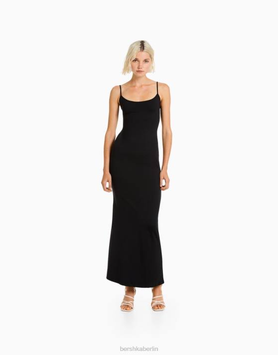 Schwarz Bershka Frauen figurbetontes langes Trägerkleid H00J22