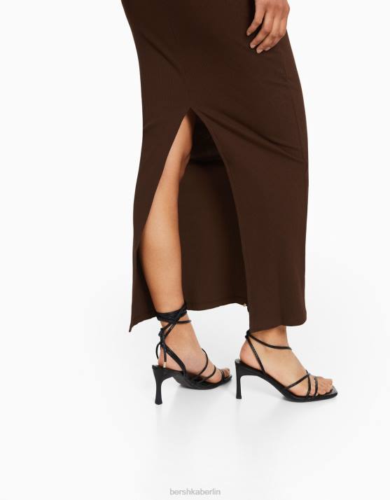 braun Bershka Frauen Langes, geripptes Bandeau-Kleid H00J47