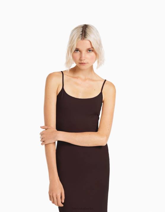 braun Bershka Frauen figurbetontes langes Trägerkleid H00J78