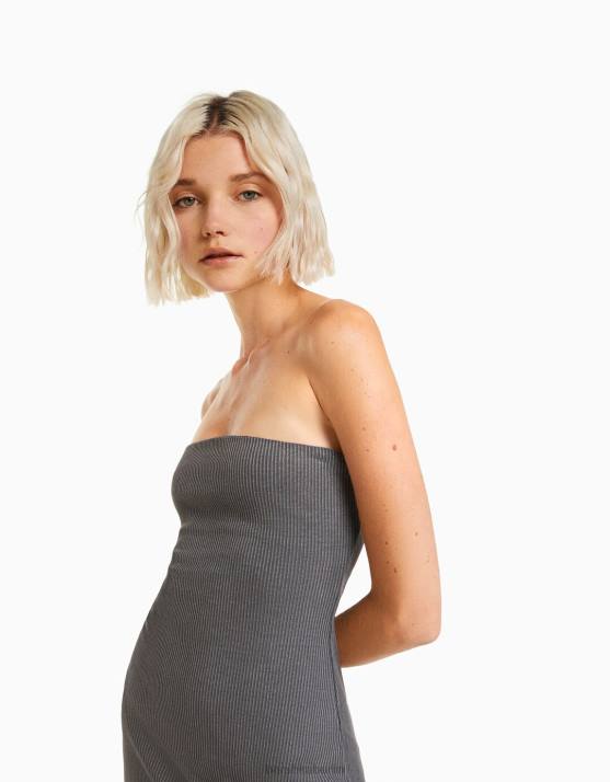 grau Bershka Frauen Langes Bandeau-Rippenkleid mit Wascheffekt H00J45