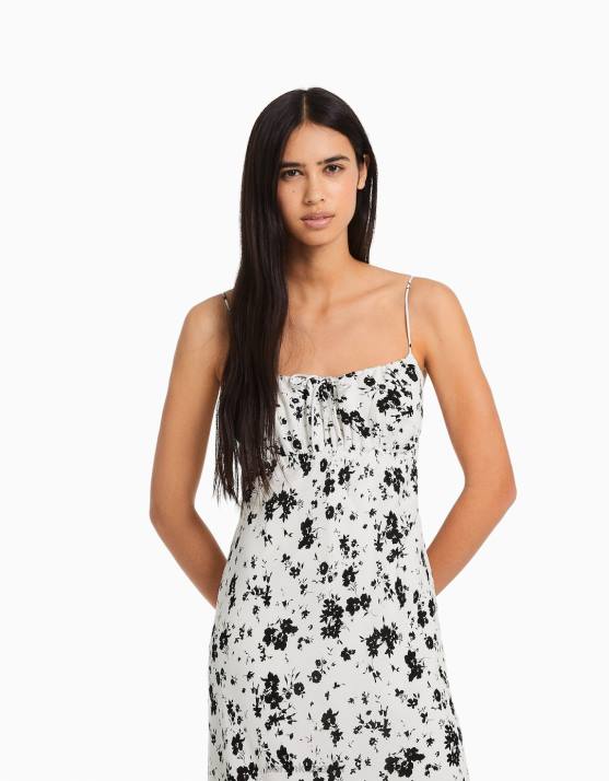 weiß schwarz Bershka Frauen Midikleid aus Crêpe mit Trägern H00J74