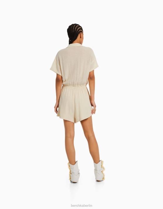 Beige Bershka Frauen Rustikaler Utility-Jumpsuit H00J105