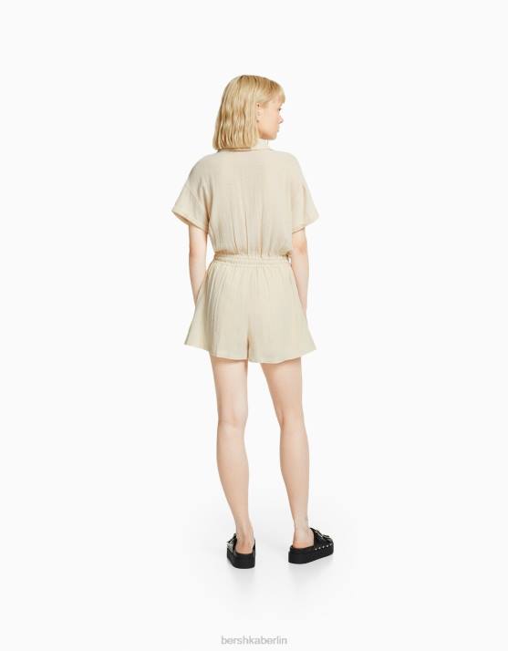 Beige Bershka Frauen Rustikaler Utility-Jumpsuit H00J4081