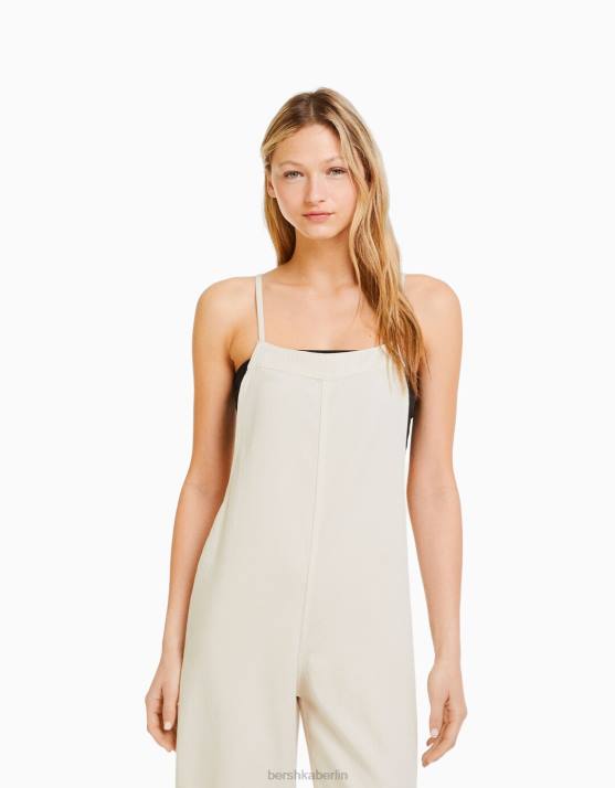 Creme Bershka Frauen Denim-Jumpsuit mit Trägern H00J85