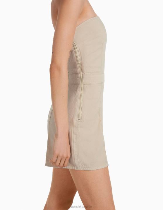 Creme Bershka Frauen Denim-Strampler H00J124