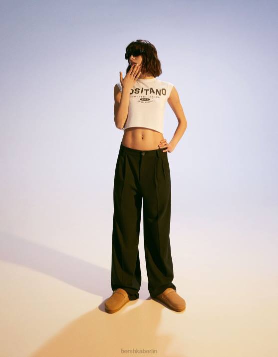 Sand Bershka Frauen Lederclogs mit Schnalle H00J2336