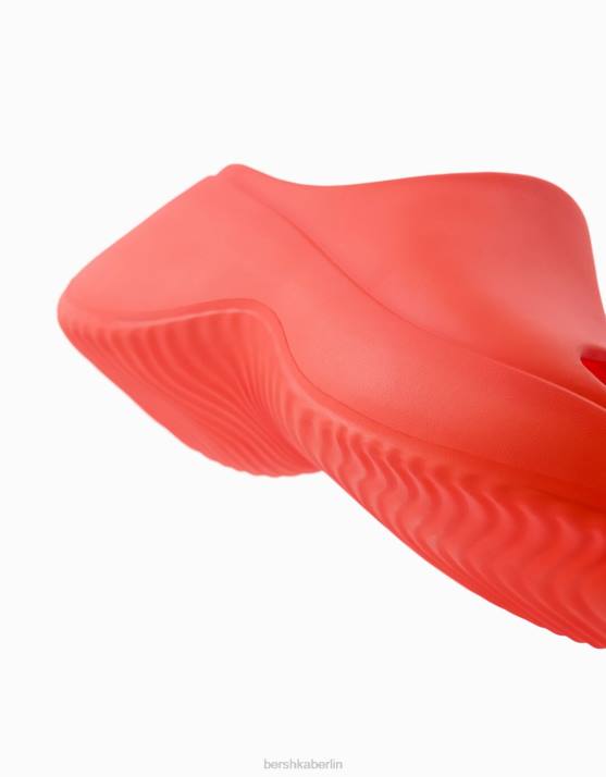 Rot Bershka Frauen Gummierte Plateausandalen H00J2224