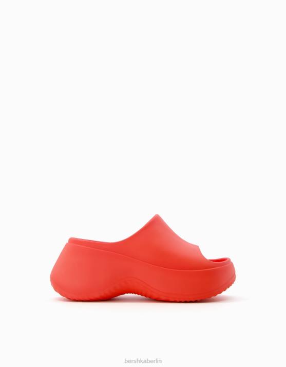 Rot Bershka Frauen Gummierte Plateausandalen H00J2224