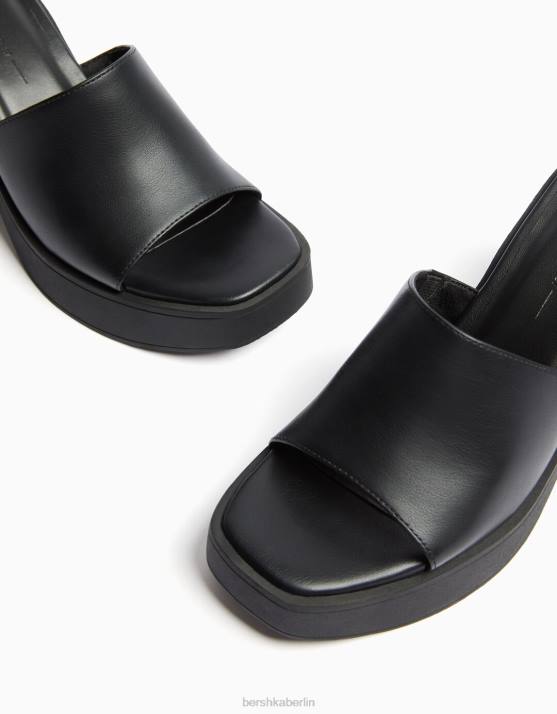 Schwarz Bershka Frauen Plateau-Pantoletten mit hohem Absatz H00J2144
