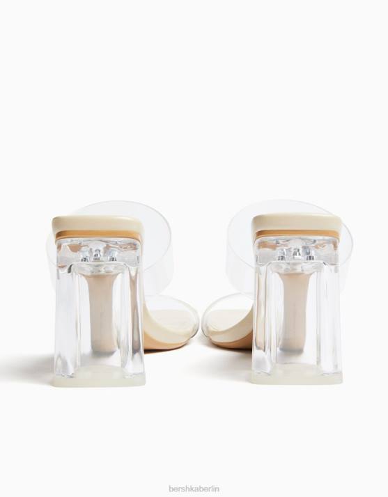 schier Bershka Frauen Sandalen mit Absatz und Vinylriemen H00J2158