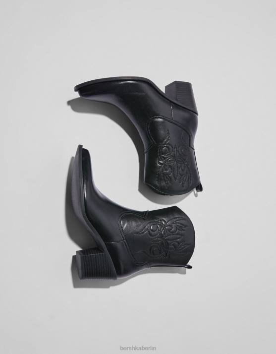 Schwarz Bershka Frauen Cowboy-Stiefeletten mit hohem Absatz H00J2330