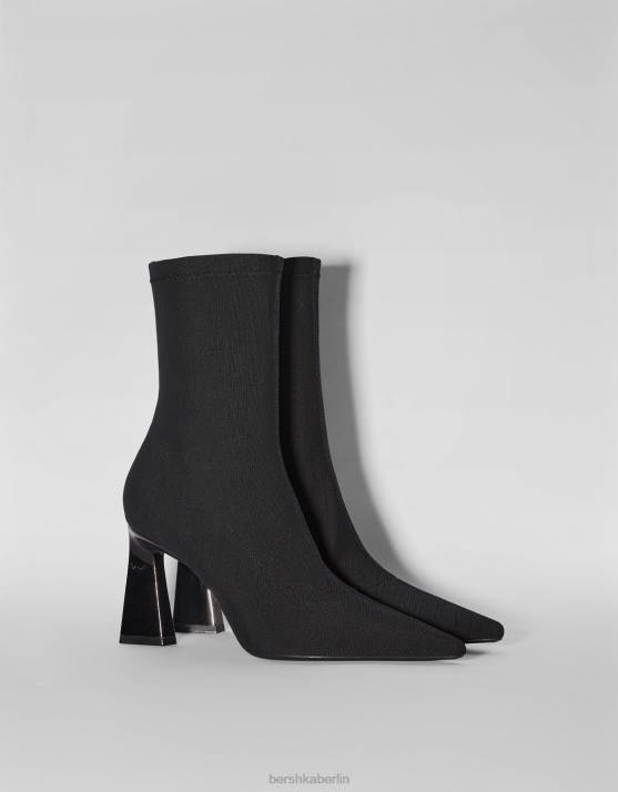 Schwarz Bershka Frauen Taillierte Stiefeletten mit metallischem Absatz H00J2325