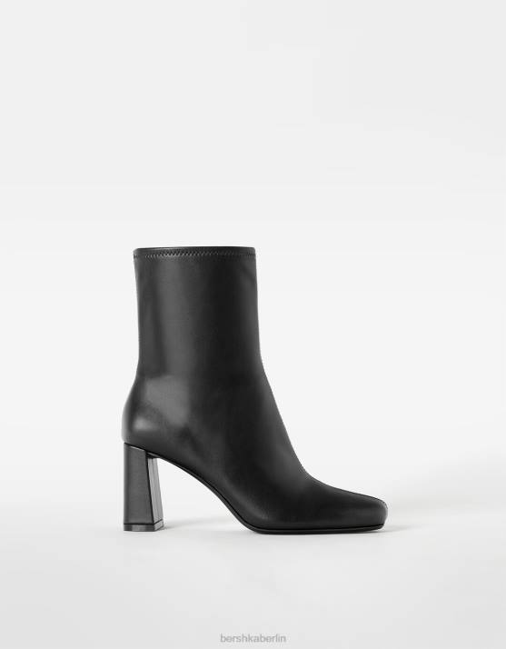 Schwarz Bershka Frauen taillierte Stiefeletten mit hohem Absatz H00J2318