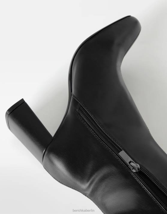 Schwarz Bershka Frauen taillierte Stiefeletten mit hohem Absatz H00J2319