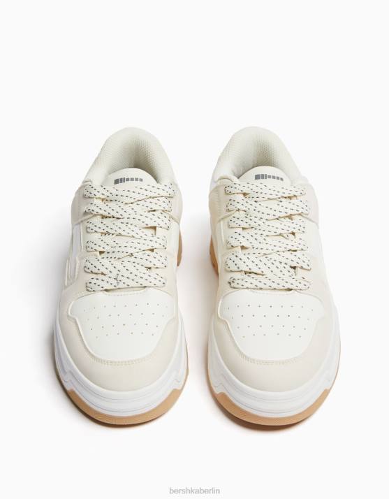 Sand Bershka Frauen klobige Turnschuhe H00J2099