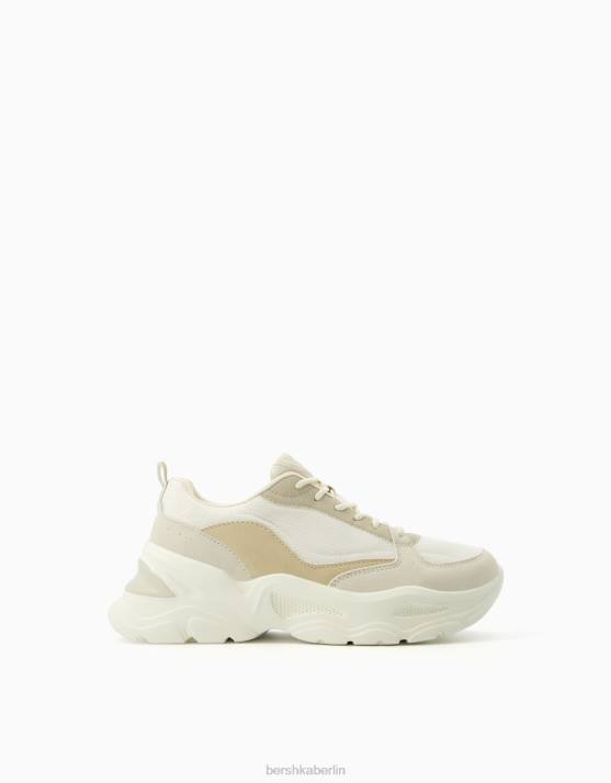 Sand Bershka Frauen kontrastierende Sneakers mit Mesh-Detail H00J2094