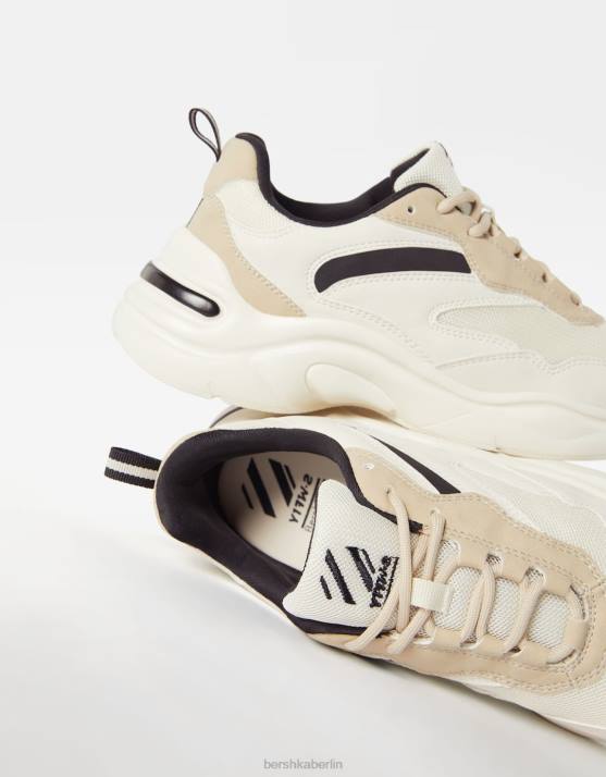 Weiss Bershka Frauen kontrastierende Sneakers mit Mesh-Detail H00J2095