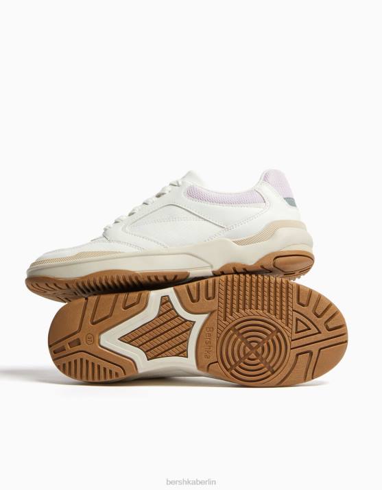andere Bershka Frauen Kontrastierende Mesh-Sneaker mit Farbdetails H00J2114