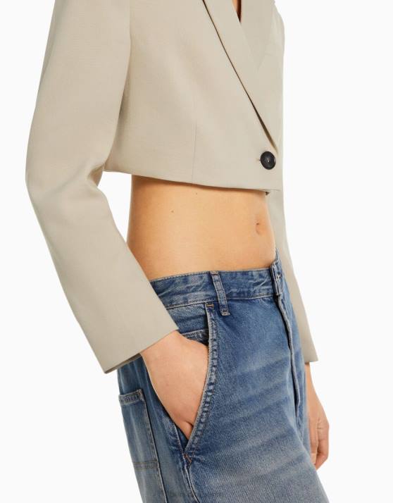 Kamel Bershka Frauen Kurzer, maßgeschneiderter Twill-Blazer H00J1208