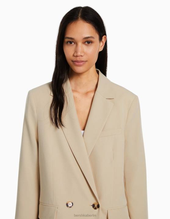 Sand Bershka Frauen Taillierter, feminin geschnittener Zweireiher-Blazer mit regulärer Passform H00J1190