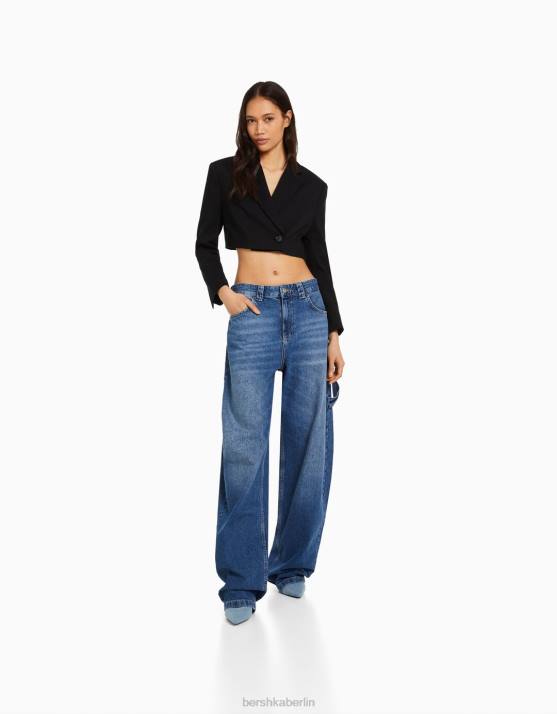 Schwarz Bershka Frauen Kurzer, maßgeschneiderter Twill-Blazer H00J1184