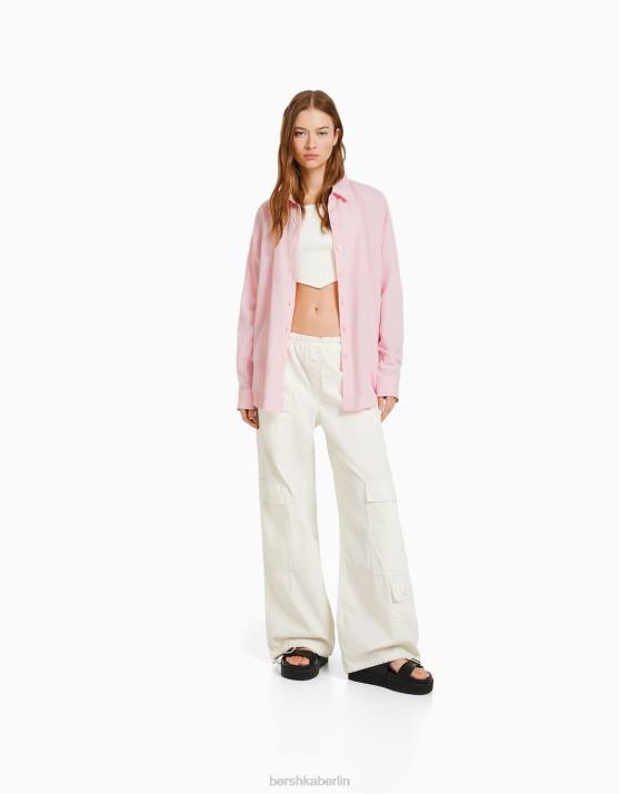 Rosa Bershka Frauen Langärmliges, übergroßes Leinenhemd H00J904