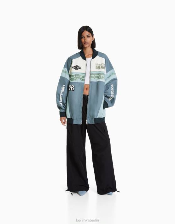 Blau Bershka Frauen Denim-Rennjacke H00J1174