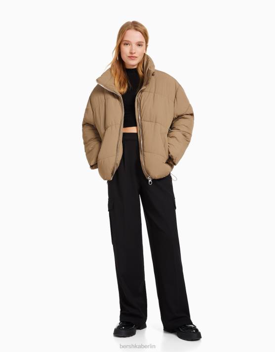 Nerz Bershka Frauen Übergroße Nylon-Pufferjacke H00J1128