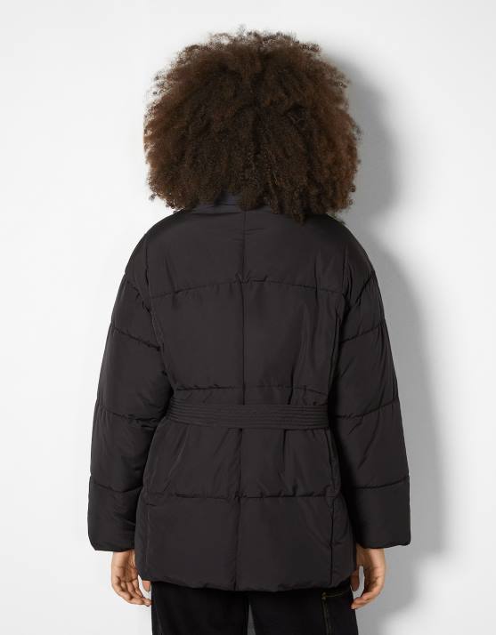 Schwarz Bershka Frauen Puffermantel mit Gürtel H00J1178