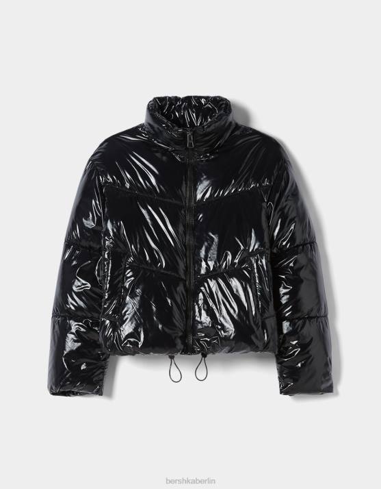 Schwarz Bershka Frauen Vinyl-Pufferjacke H00J1180