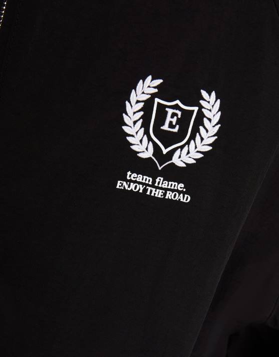 Schwarz Bershka Frauen Windjacke aus Nylon H00J1120