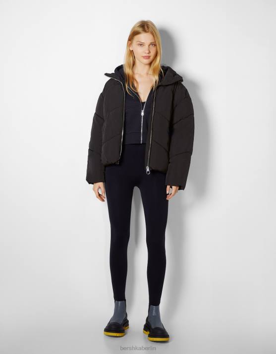 Schwarz Bershka Frauen Übergroße Nylon-Pufferjacke H00J1127