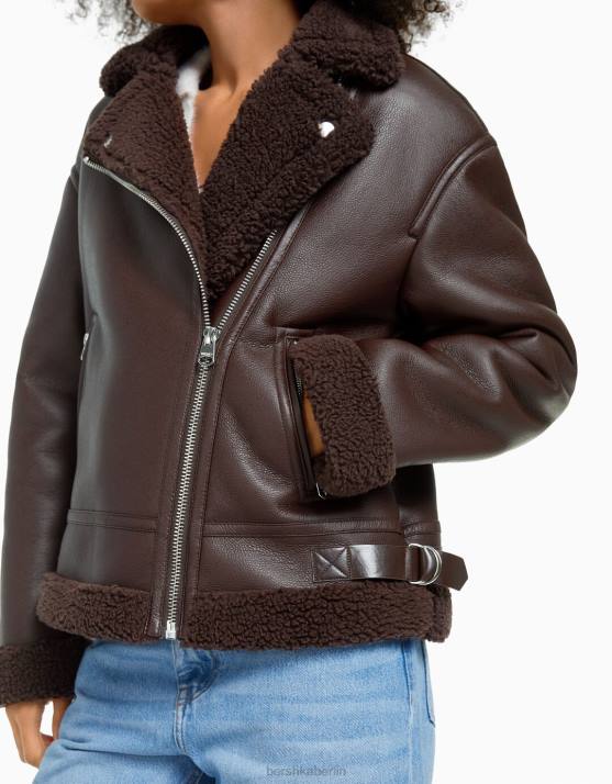 braun Bershka Frauen Doppelseitige Bikerjacke aus Kunstleder H00J1140
