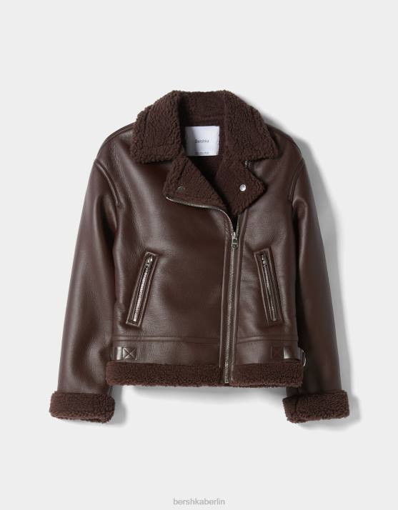 braun Bershka Frauen Doppelseitige Bikerjacke aus Kunstleder H00J1140