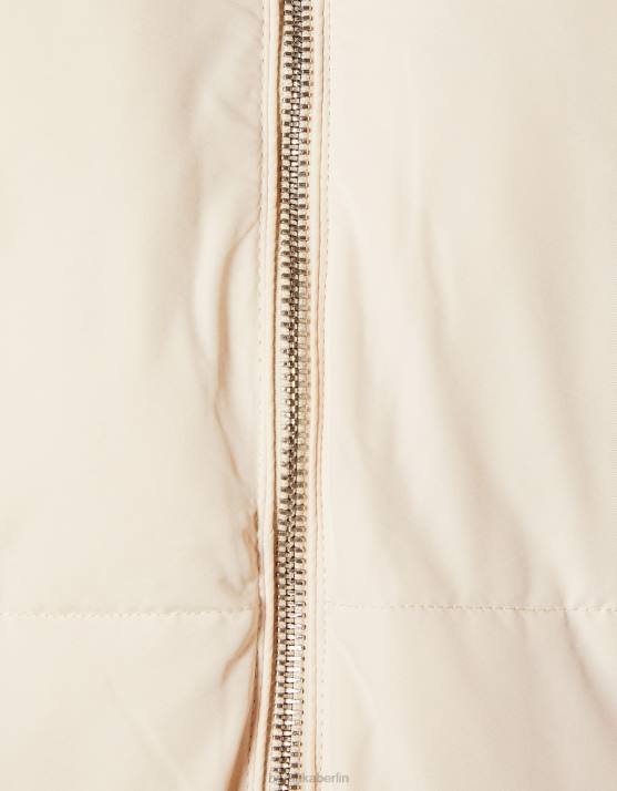 exklusiv Bershka Frauen Übergroße Pufferjacke mit Kapuze H00J1129