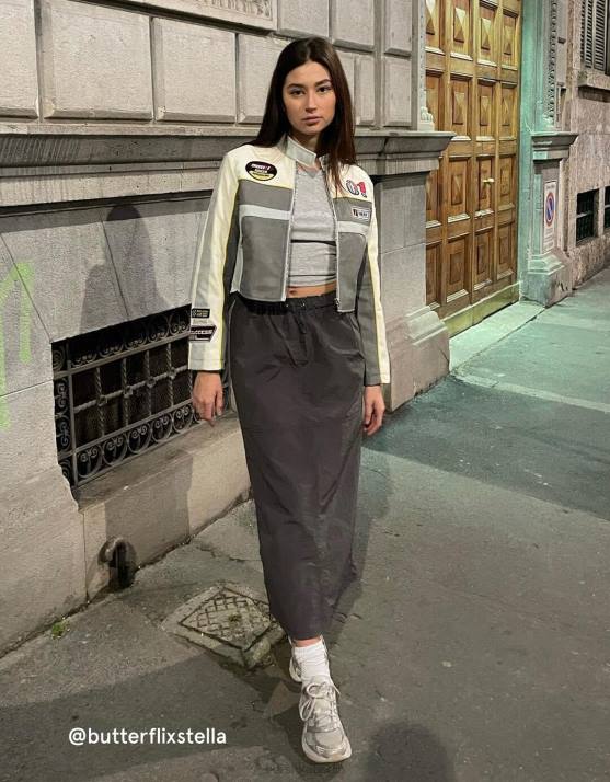 grau Bershka Frauen Rennjacke aus Kunstleder H00J1100