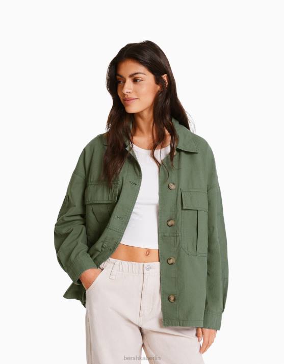 khaki Bershka Frauen Langarm-Overshirt aus Baumwolle mit Taschen H00J1125