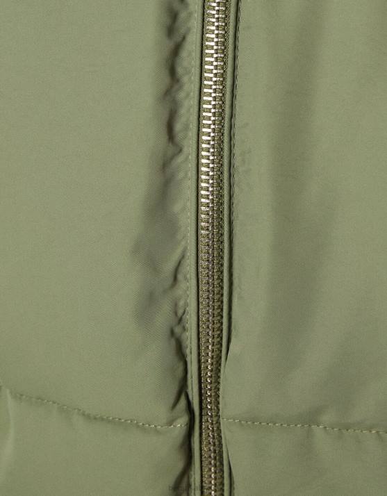 khaki Bershka Frauen Übergroße Pufferjacke mit Kapuze H00J1130