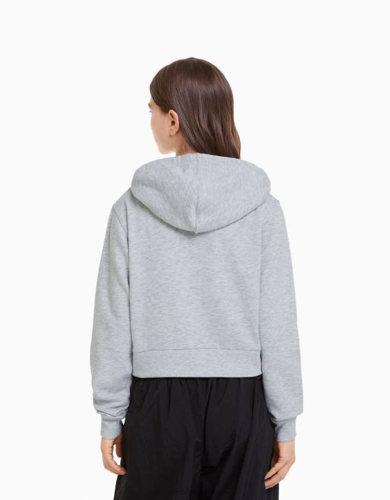 grau Bershka Frauen Kurzer Kapuzenpullover mit Reißverschluss H00J1266