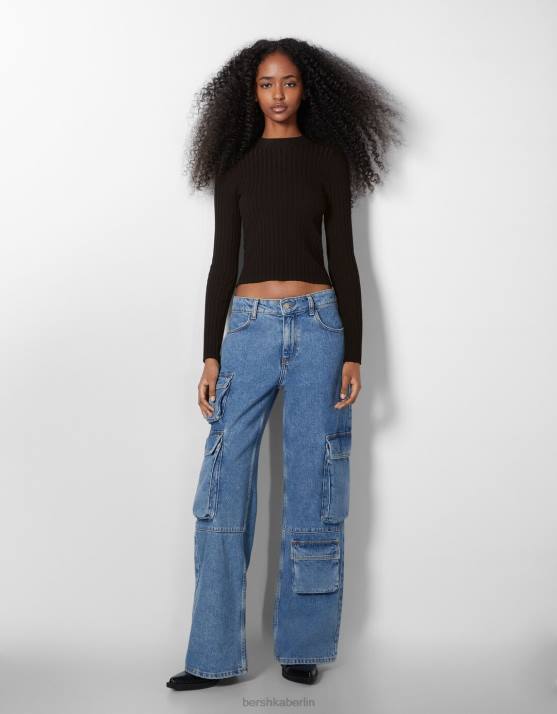 Schwarz Bershka Frauen Gerippter Pullover mit Stehkragen H00J1021