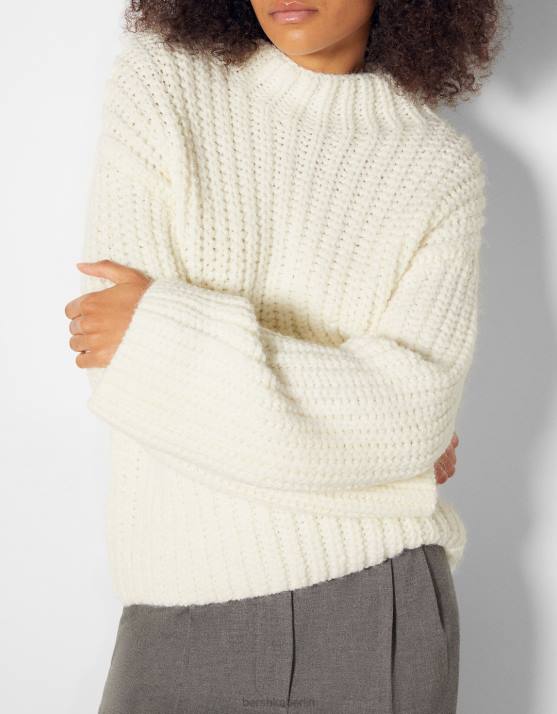 Weiss Bershka Frauen Pullover mit Stehkragen H00J1034