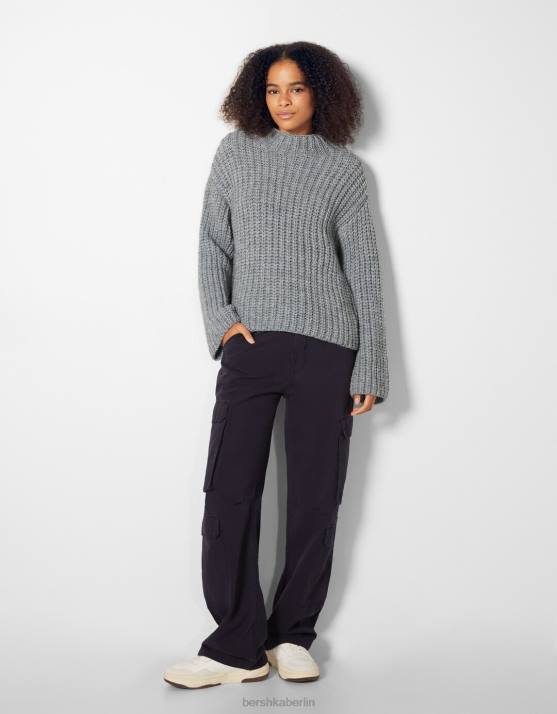 grau Bershka Frauen Pullover mit Stehkragen H00J1033