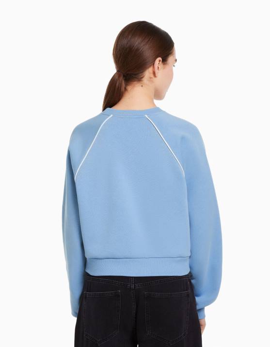 Blau Bershka Frauen Sweatshirt mit Rundhalsausschnitt und Kontrastdruck H00J1264